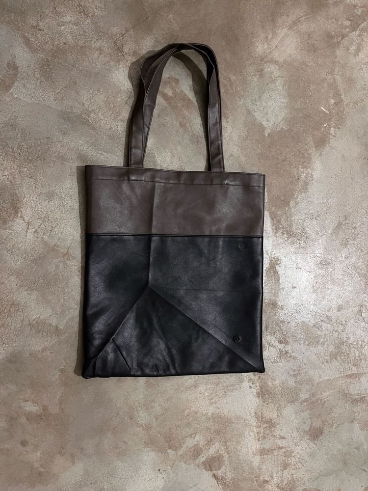Pre-Loved LEICID Two-Tone Faux Leather Tote Bag –