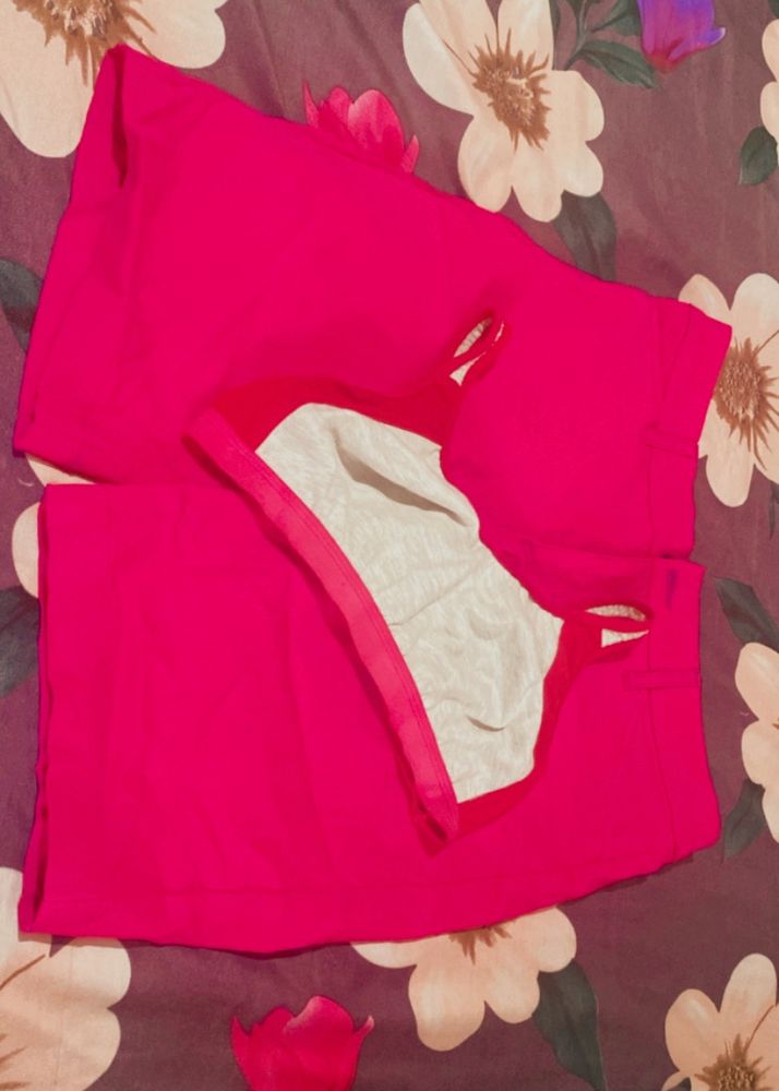 Crop Sleeveless + Oman Made Shorts