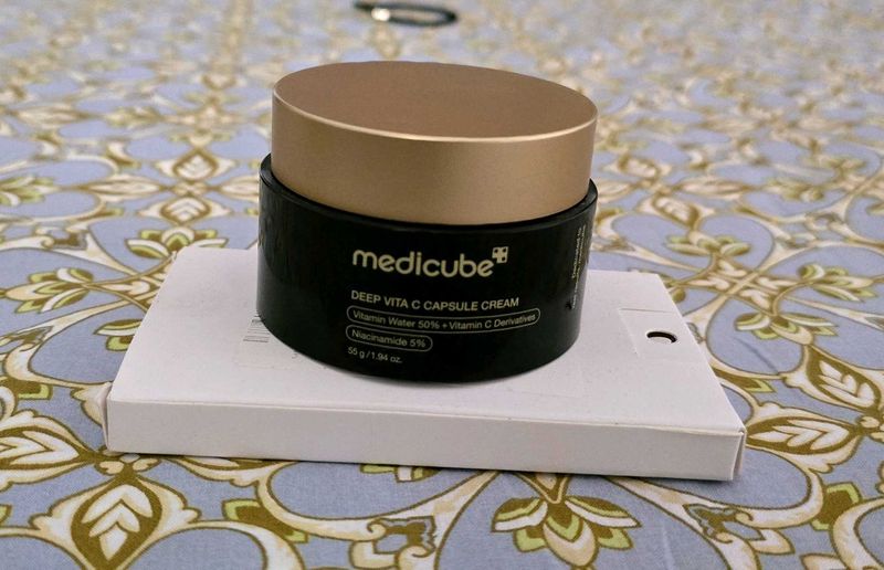 Medicube Deep Vita C Capsule Cream