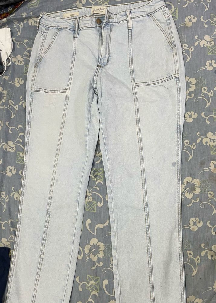 Light Wash Paneled Jeans