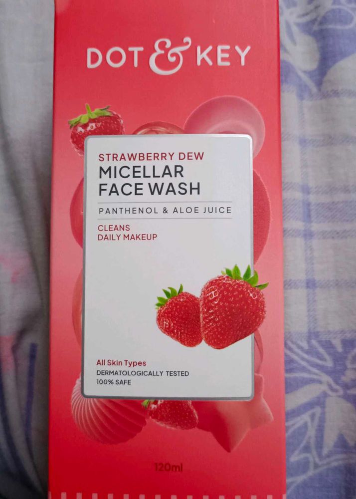 Dot &amp; Key Strawberry Dew Micellar Face Wash