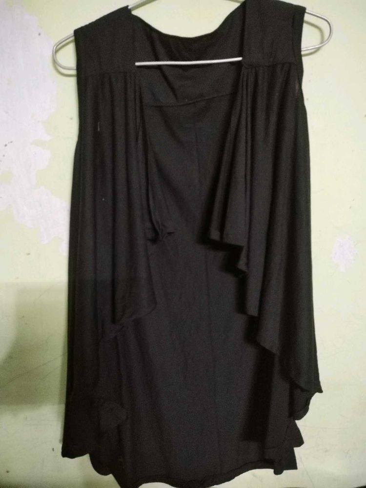 Black Sleeveless Shrug
