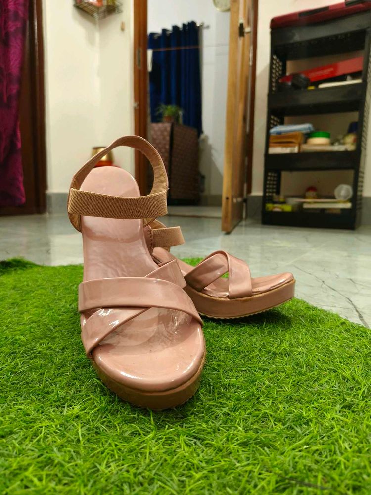 Chic Pink Platform Wedge Sandals
