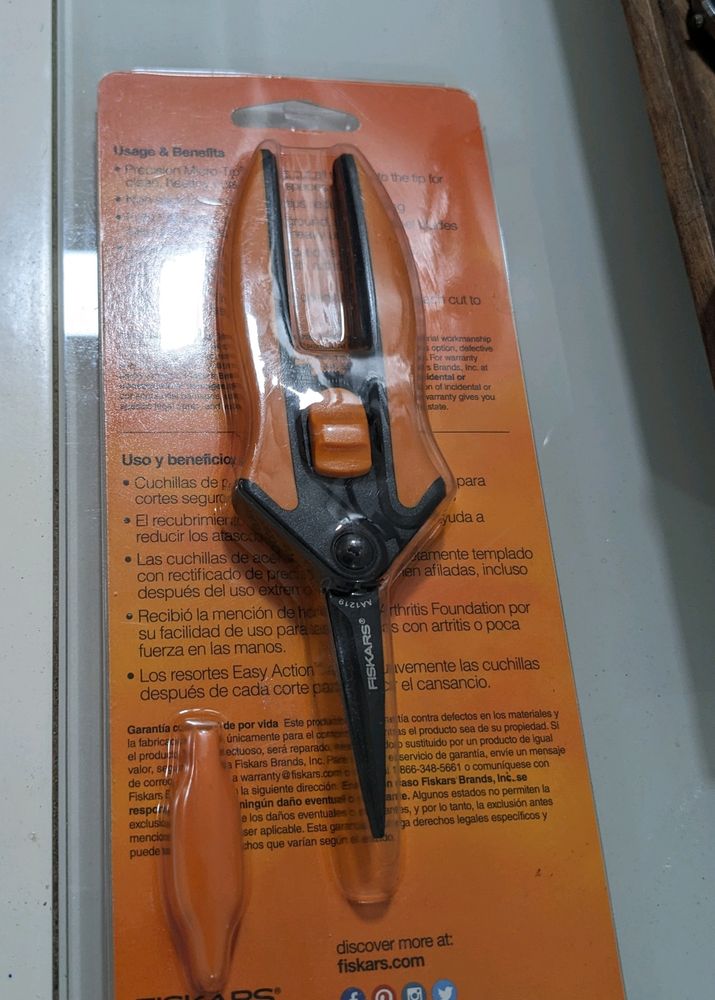 GARDENING ORIGINAL FISKARS  SCISSOR