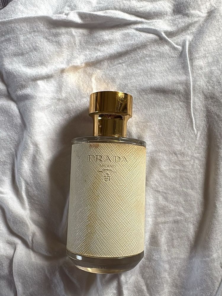 Prada la femme Eau de Parfum for Women