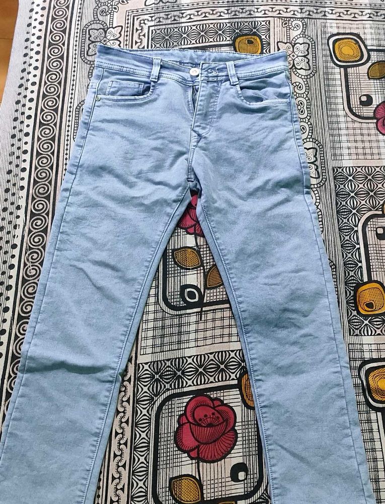 Light Wash Denim Jeans
