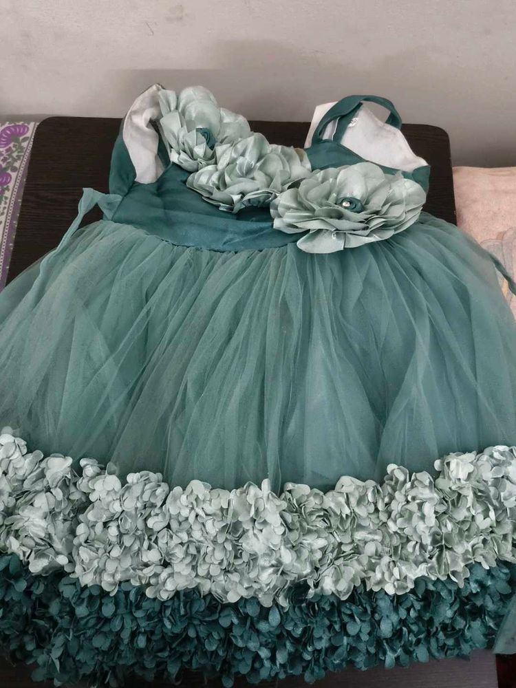 Beautiful Teal Tulle Dress with Flower Embellishme