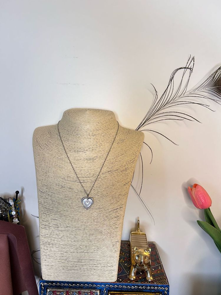 Rhinestone Heart Pendant Necklace