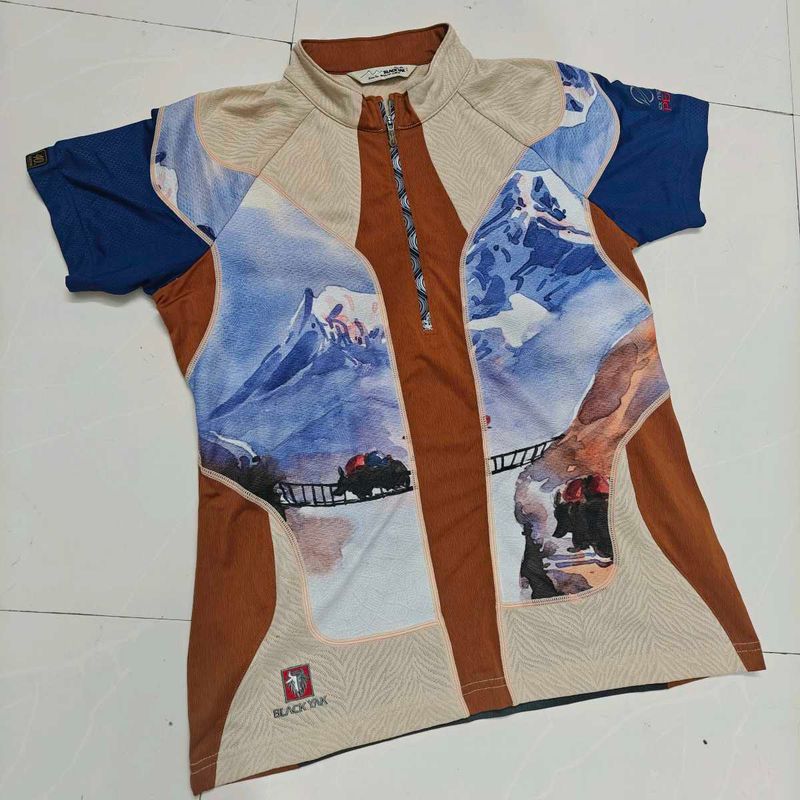 🇰🇷 Black Yak Himalaya Edition T-Shirt