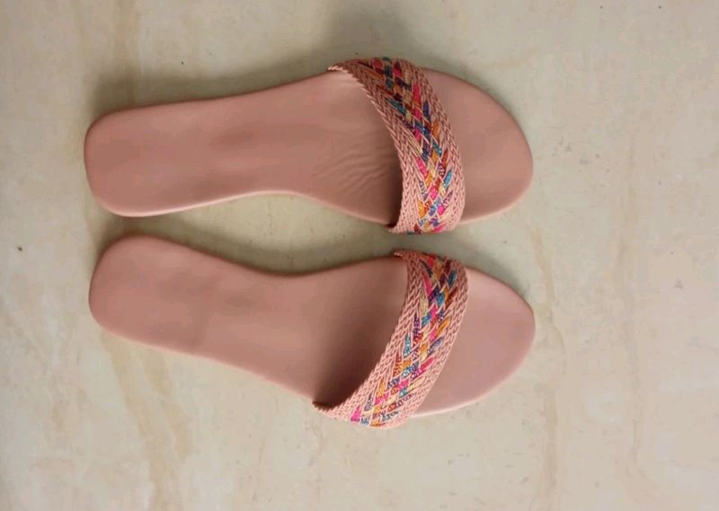 BRAND NEW****FLATS FOR WOMEN