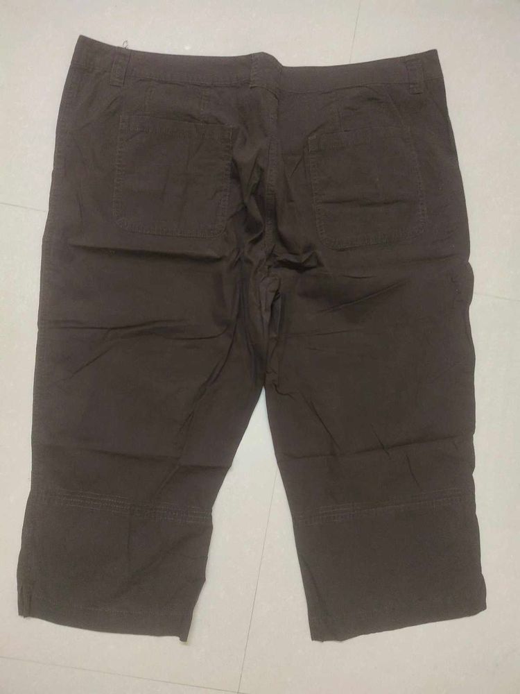 Imported Ann Taylor Capri