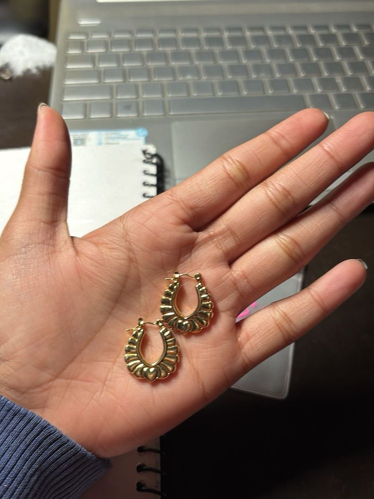 heart earrings