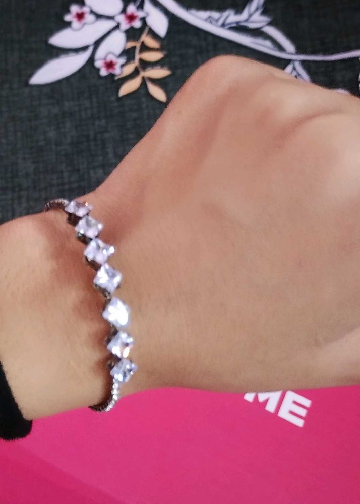 Elegant Crystal Bracelet