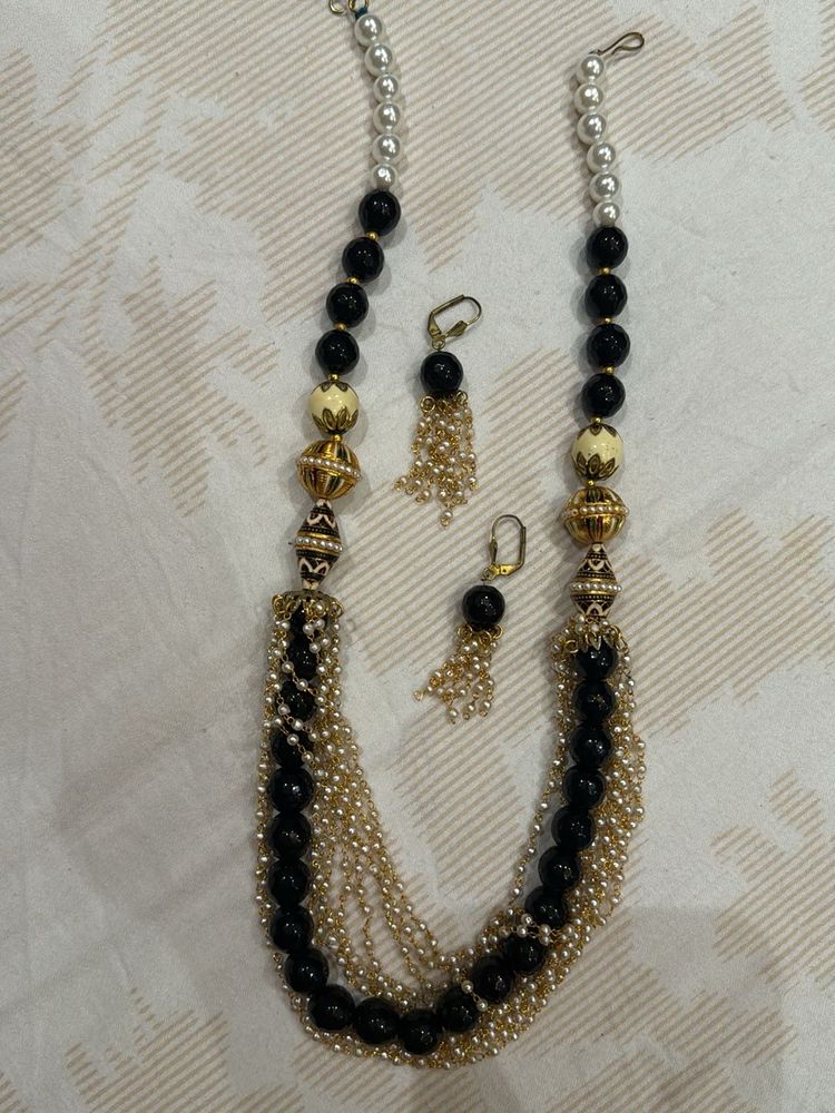 Elegant Black &amp; Gold Beaded Necklace Set