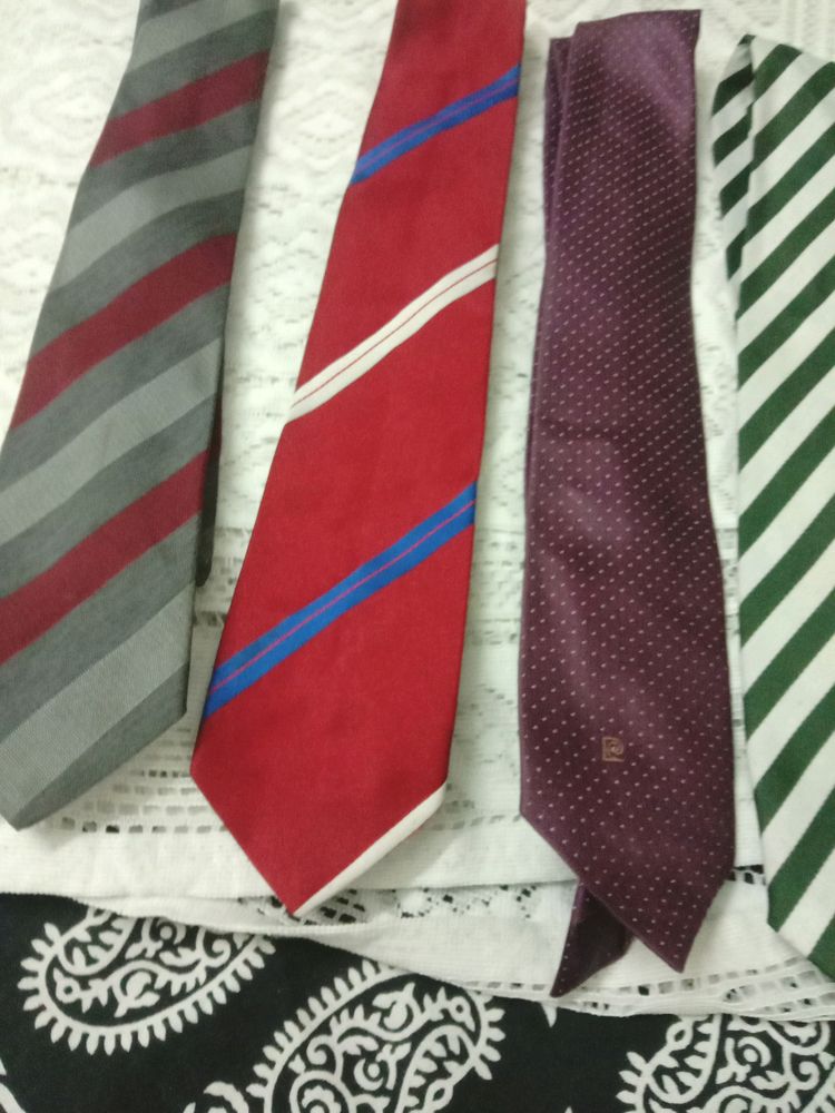 👔necktie
