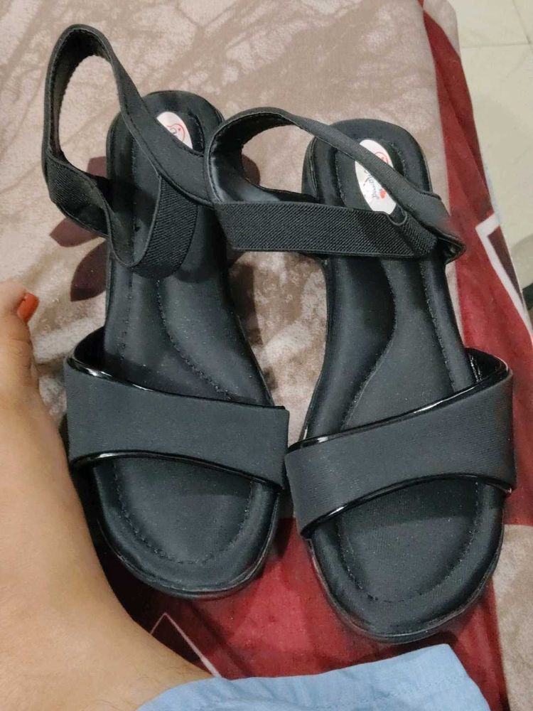 unused Stylish Black Wedge Sandals
