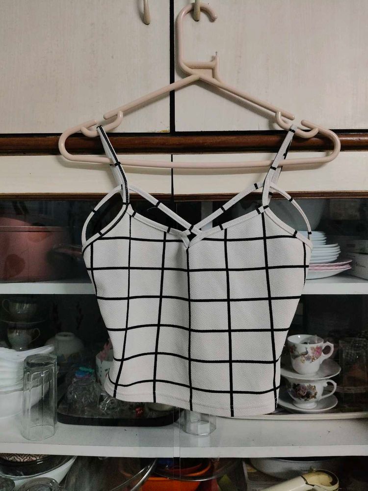 Grid Pattern Crop Top