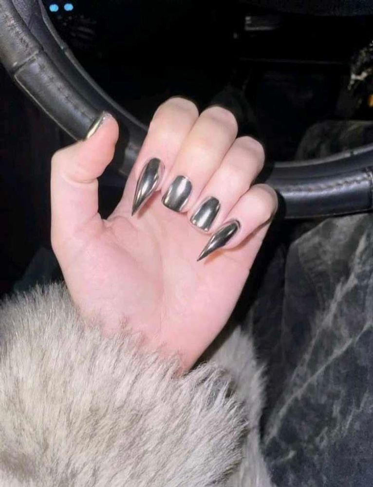 vampire teeth press on nails