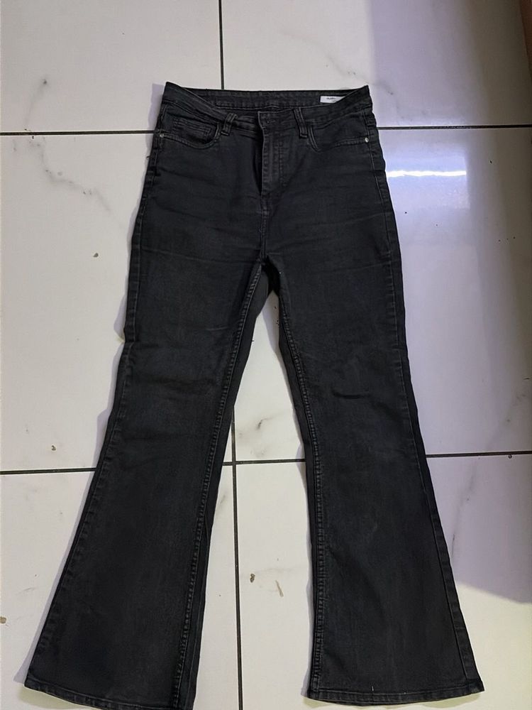 Flared High-Waisted Jeans
