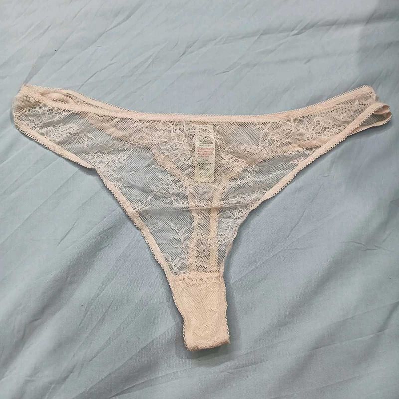 😍 Lace Thong Panty