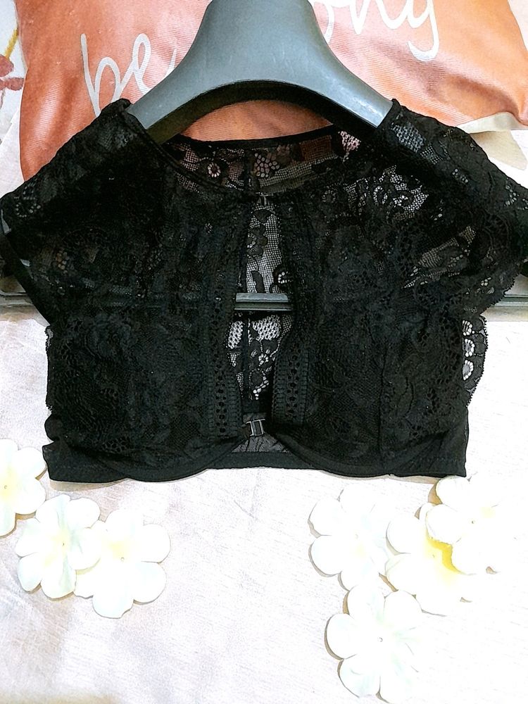 H&amp;M Hotness Cropped Top🍒
