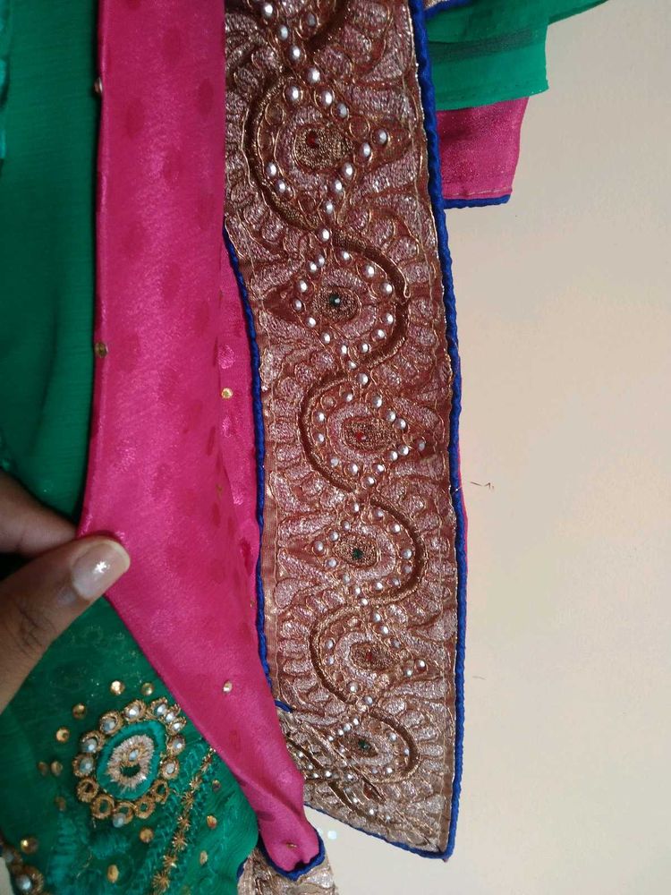 Embellished Green &amp; Pink Indian Outfit