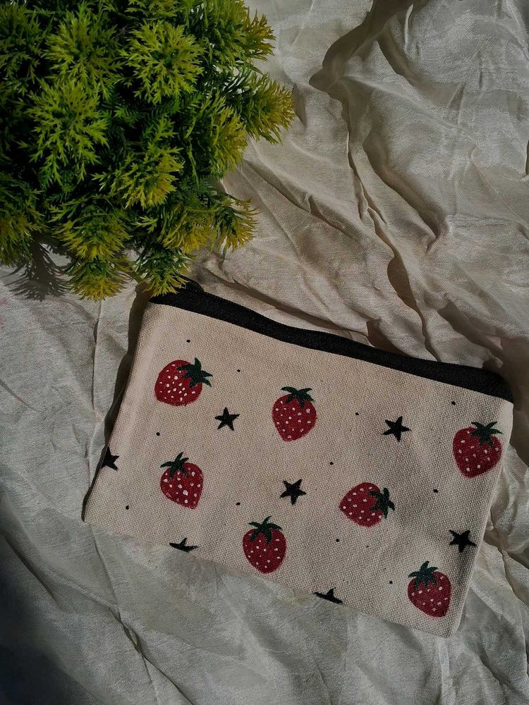 Strawberry Star Pouch