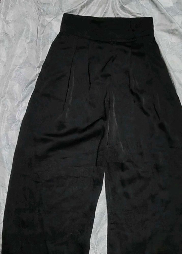 Elegant Black Wide-Leg Pants