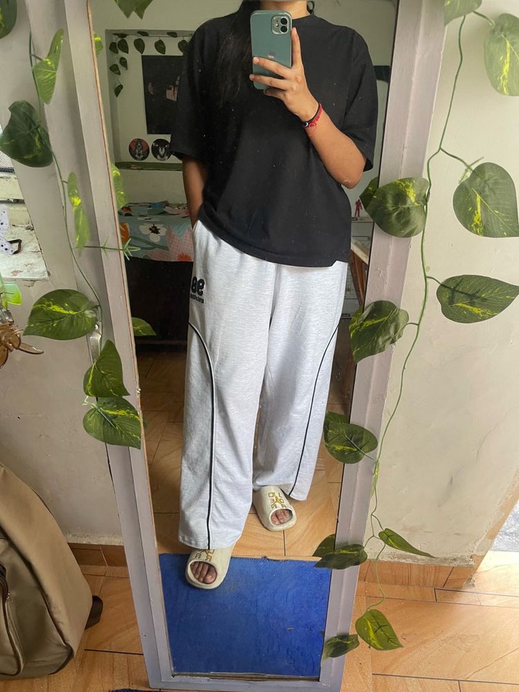 Comfortable Grey Sporty Sweatpants