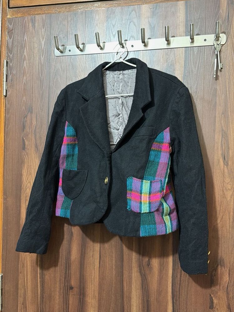 Stylish Plaid Accent Cropped Blazer