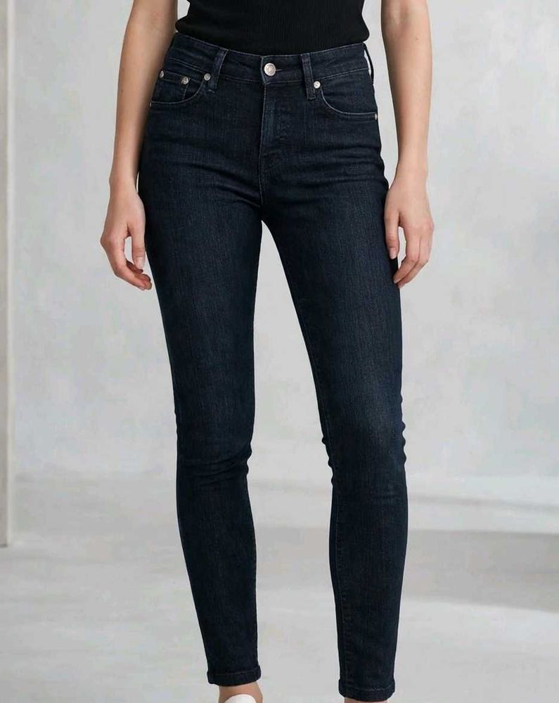 Dark Wash Skinny Jeans
