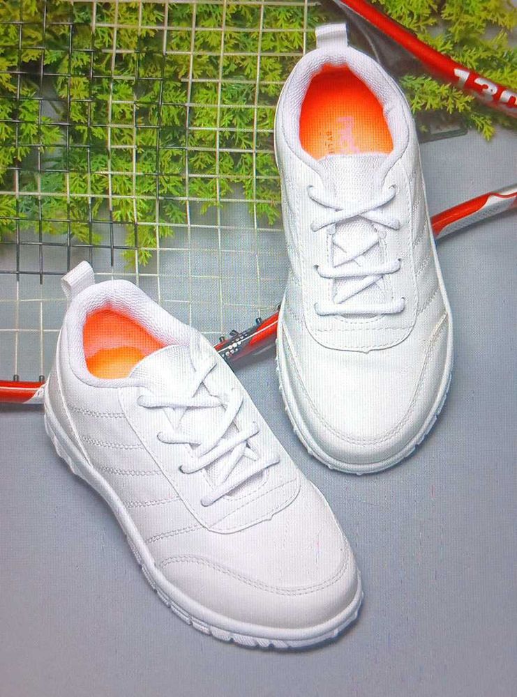 White Skechers Sneakers