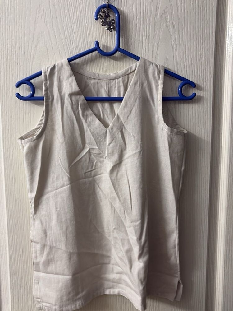Sleeveless Linen V-Neck Top