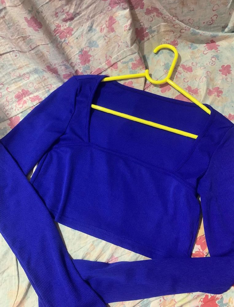 urbanic square neck Long Sleeve Crop Top