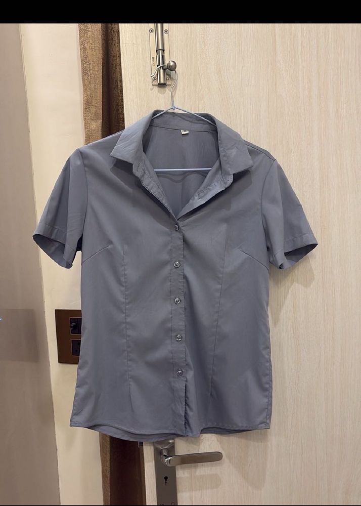 blue and white fitted shirts combo