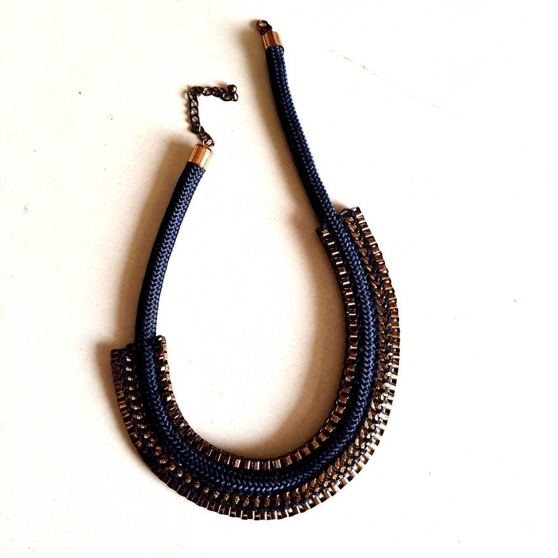 neck choker