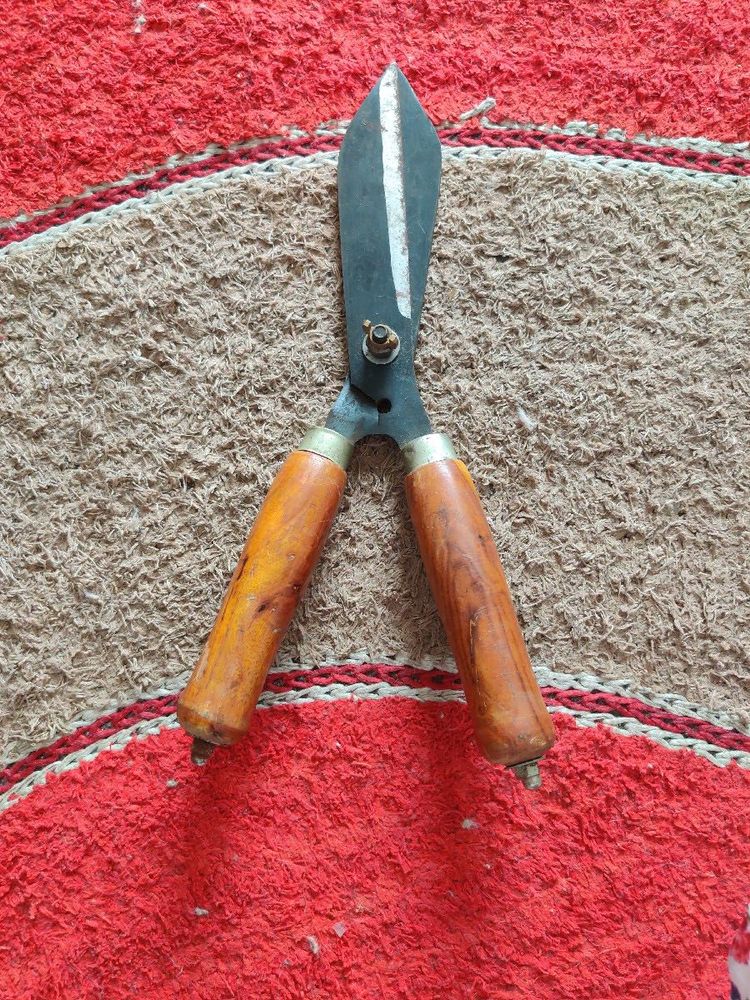 Vintage Hedge Trimmers