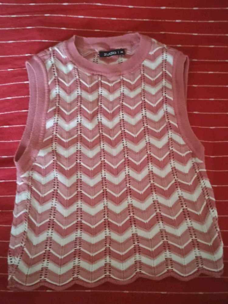 Chic Chevron Knit Sleeveless Top