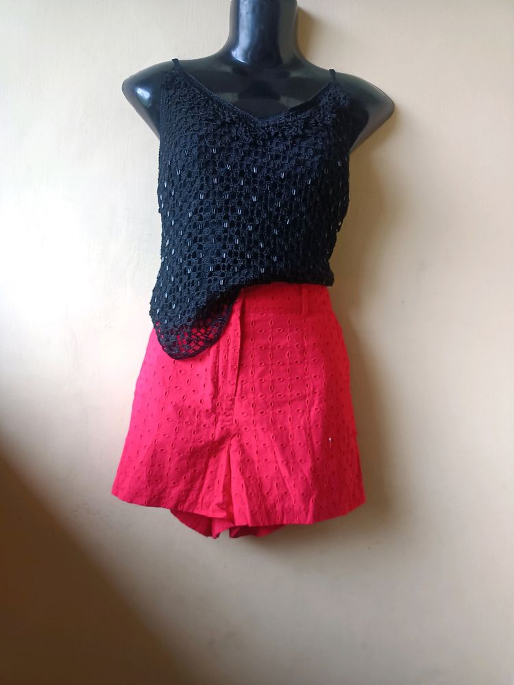Red High Waist Short