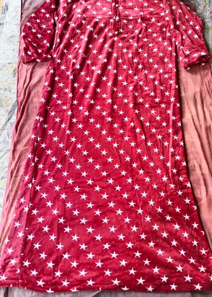 Cozy Red Star Print Nightgown