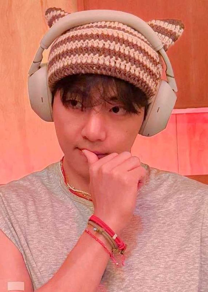 Taehyung inspired crochet Beanie