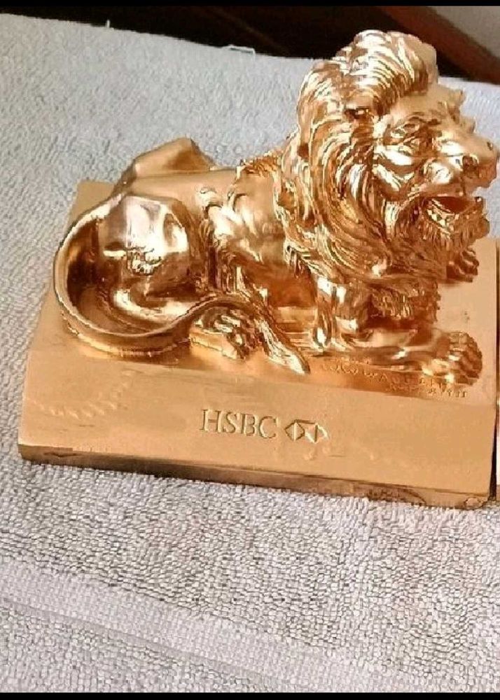 Dubai Lion heavy