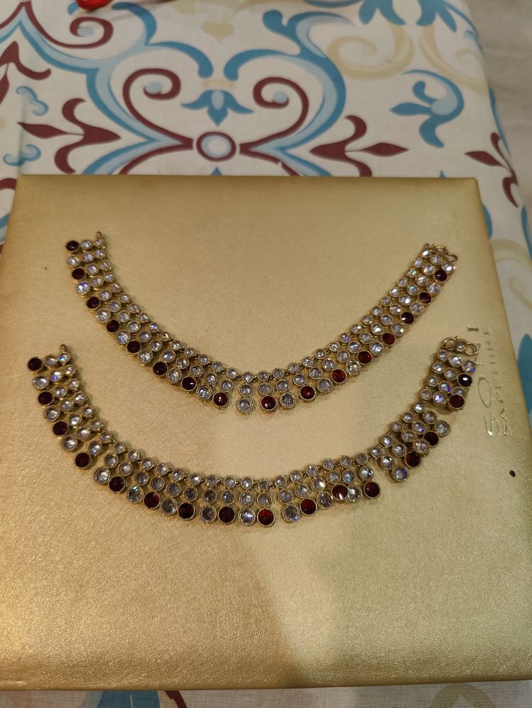 Soni Sapphire Silver Plated Ruby &amp; Pearl Anklet Se