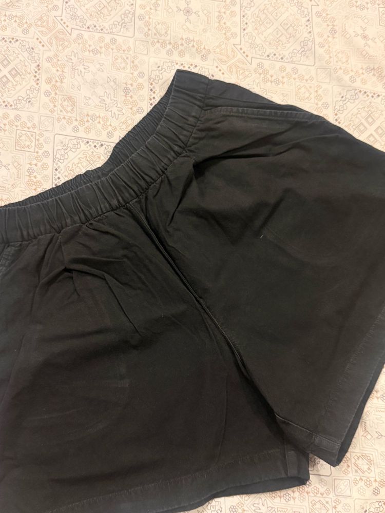 Black Elastic Waist Shorts