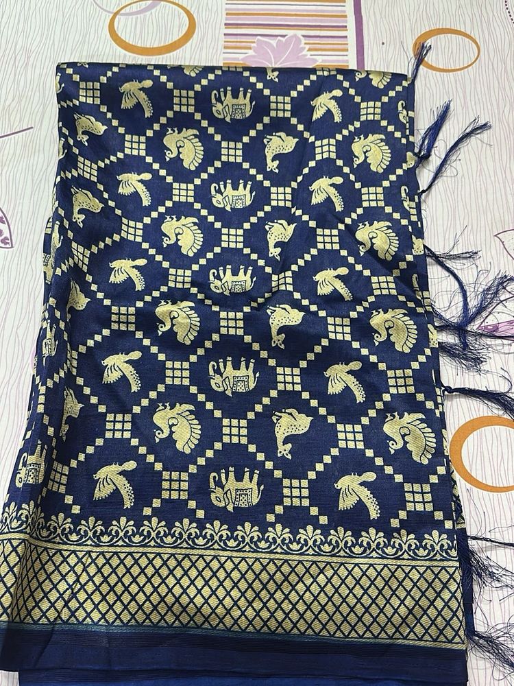 Elegant Navy Blue Saree with Golden Print