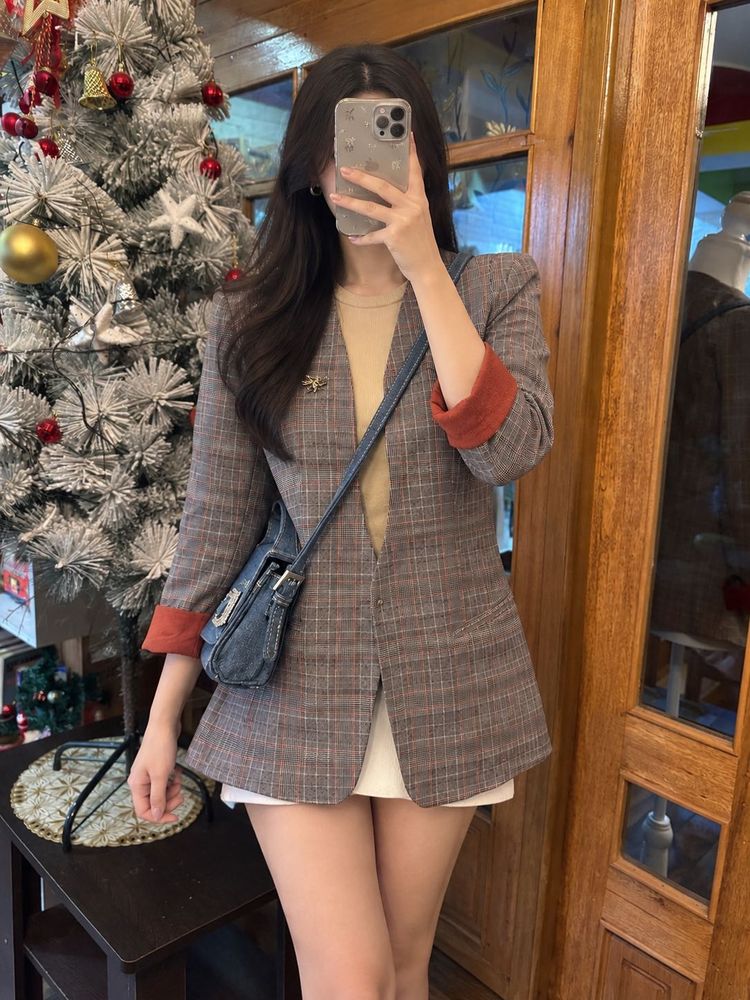 Chic Plaid Blazer with Contrast Cuffs