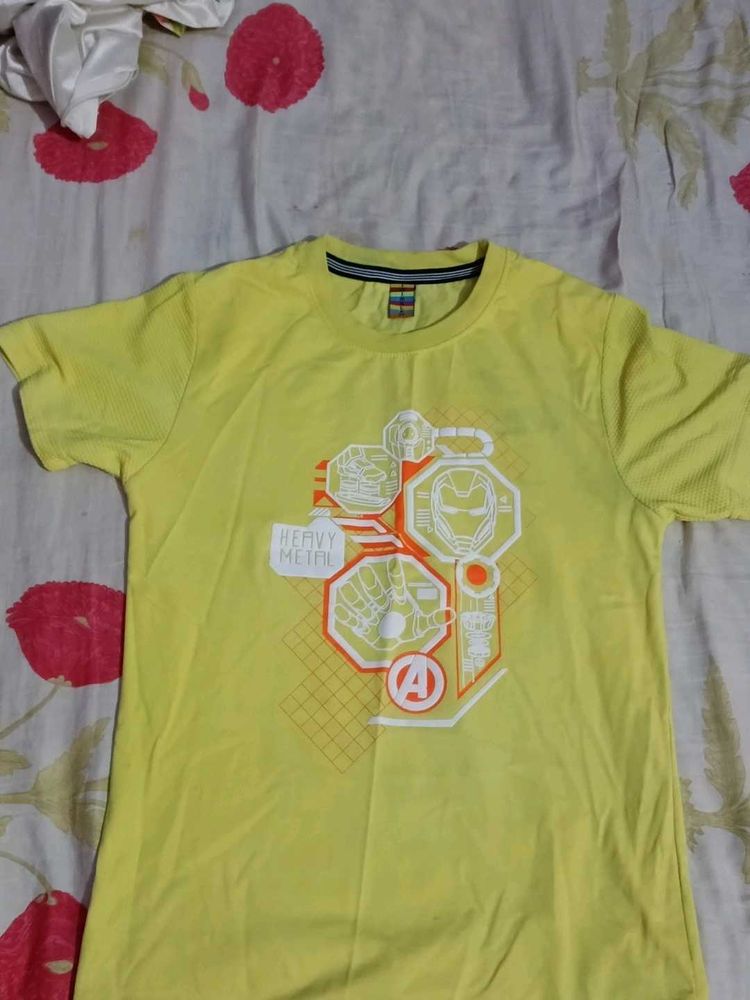 Men's Yellow Iron Man Graphic T-Shirt