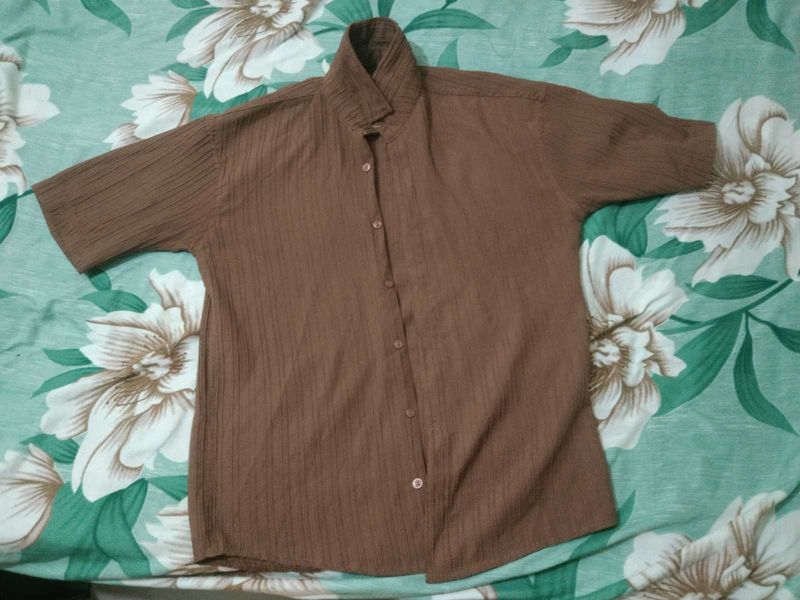 Men's Short Sleeve Brown Shirt
