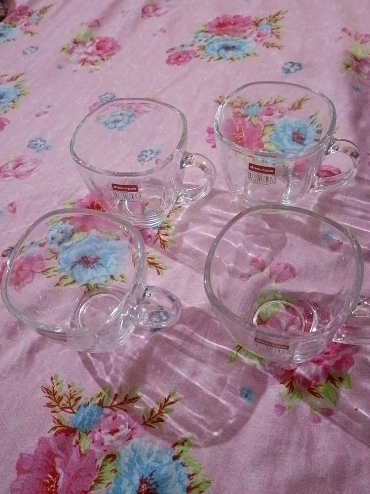 Set of 8 different Glass Mugs