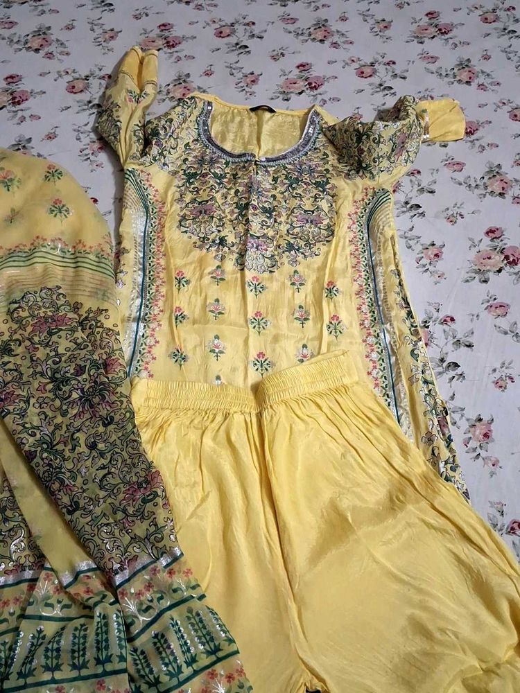 Aurelia Beautiful Yellow Kurta Set with Dupatta
